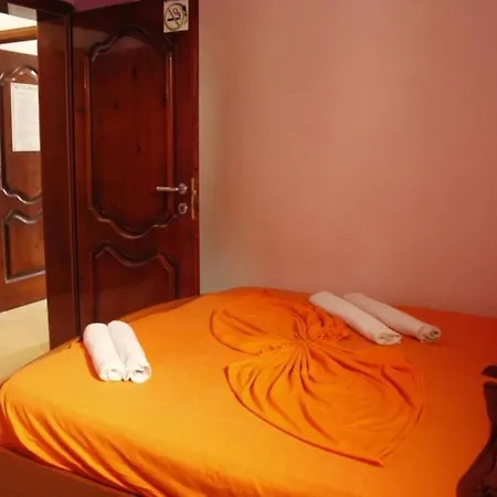 Hotel Shqiponja A&A